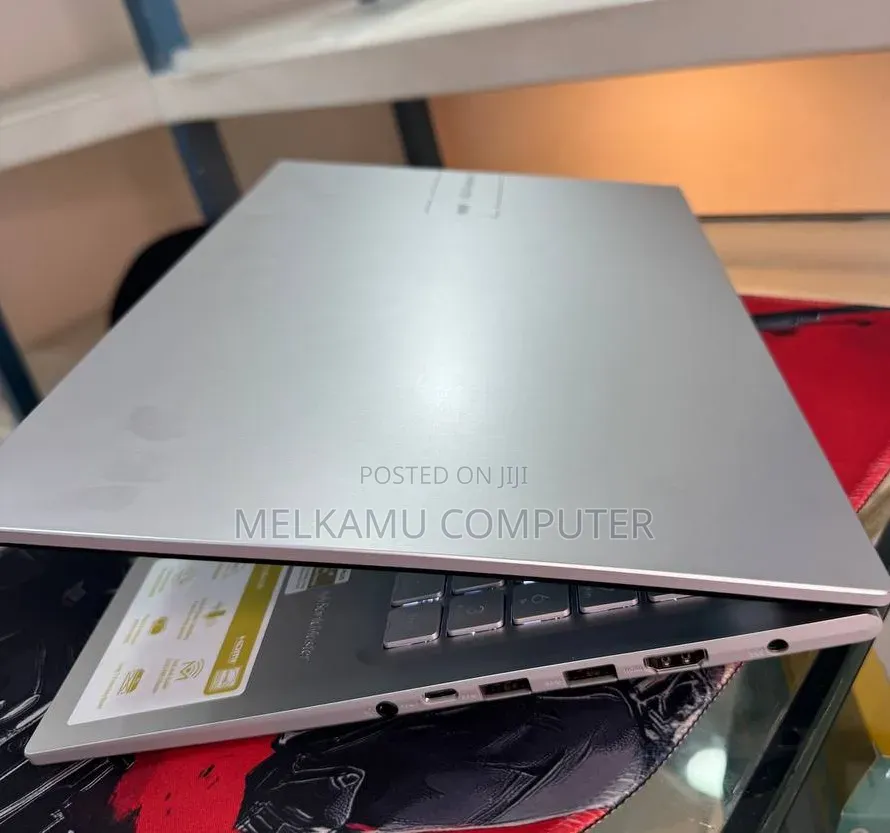 New Laptop Asus Vivobook 15 16GB AMD Ryzen 7 SSD 512GB
