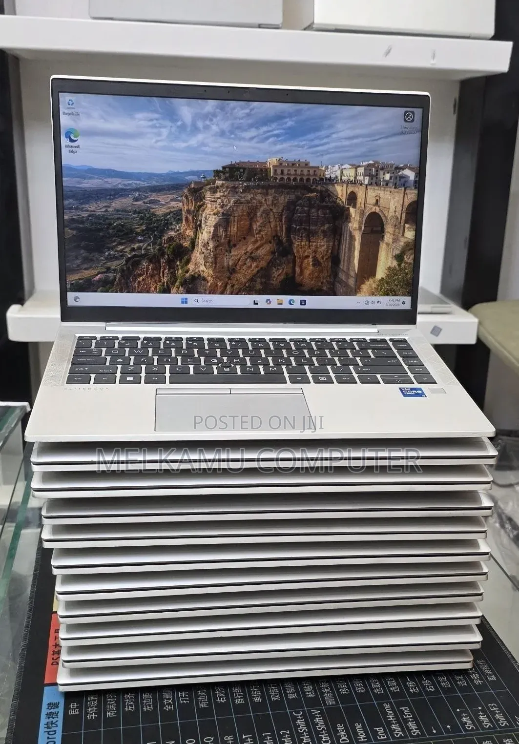 New Laptop HP EliteBook 840 G10 16GB Intel Core i7 SSD 512GB