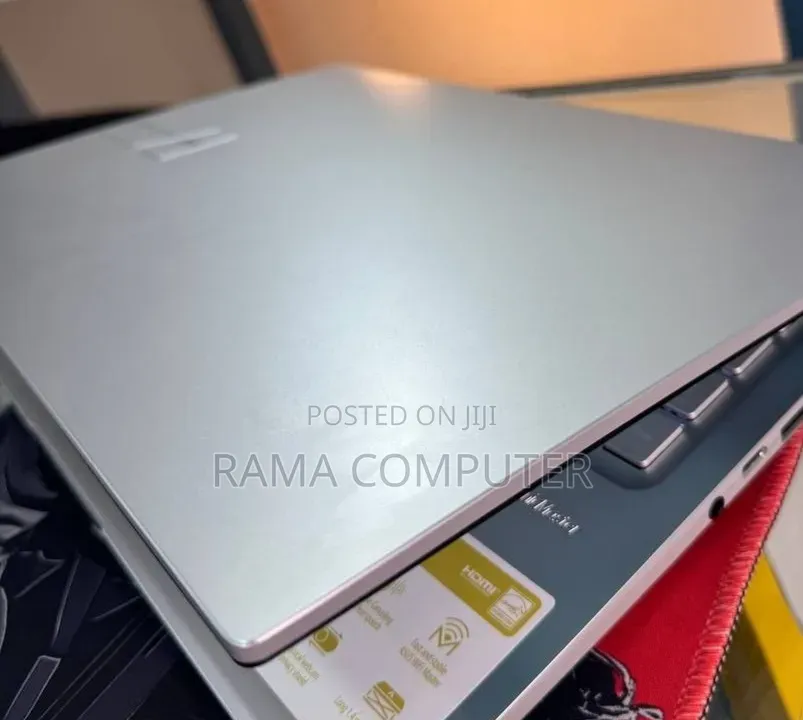 New Laptop Asus Vivobook 15 16GB AMD Ryzen 7 SSD 512GB