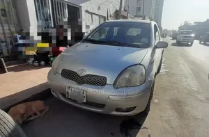 Toyota Yaris 2003 Silver