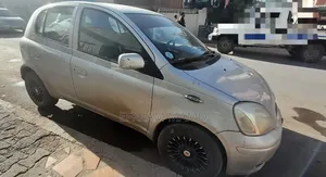Toyota Yaris 2003 Silver