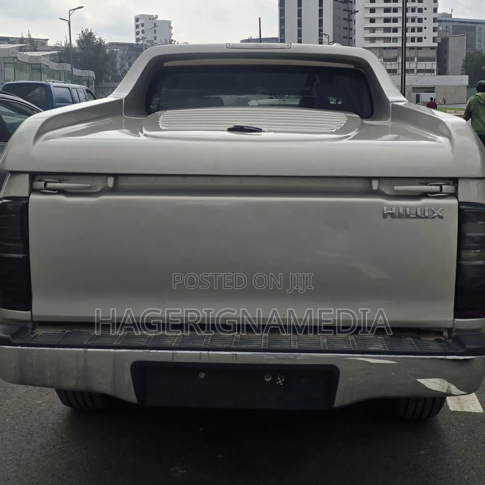 Toyota Hilux 2015 Silver