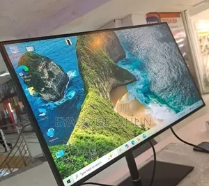 1brand New Lenovo 27" Inch Frameless Monitor 2022/23