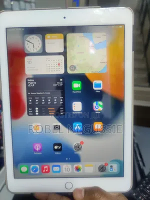 Apple iPad Air 128 GB Silver