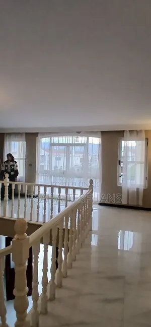 4bdrm House in G+1, Bole for rent
