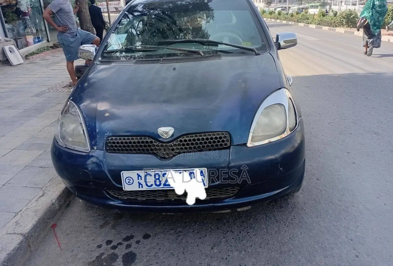 Toyota Yaris 2001 Blue