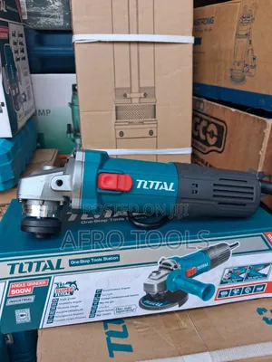 Total 900w Electrical Grinder