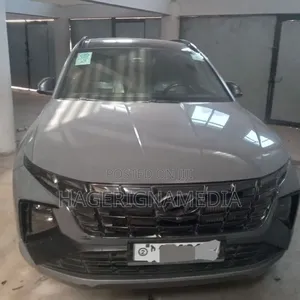 Hyundai Tucson 2022 Gray
