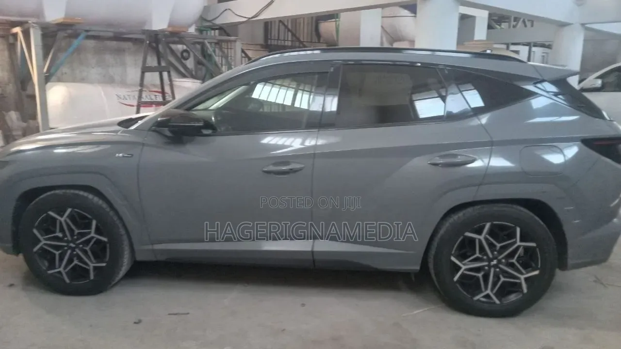 Hyundai Tucson 2022 Gray