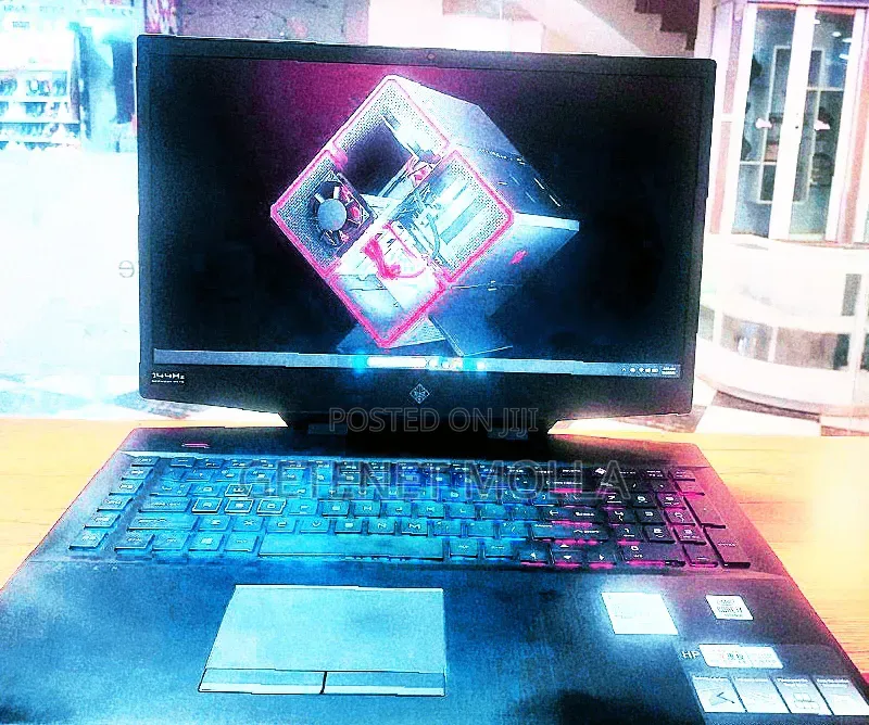 New Laptop HP Omen 17 16GB Intel Core i7 SSD 512GB