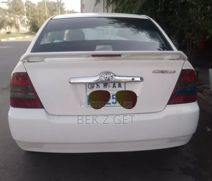 Toyota Corolla 2003 Ivory