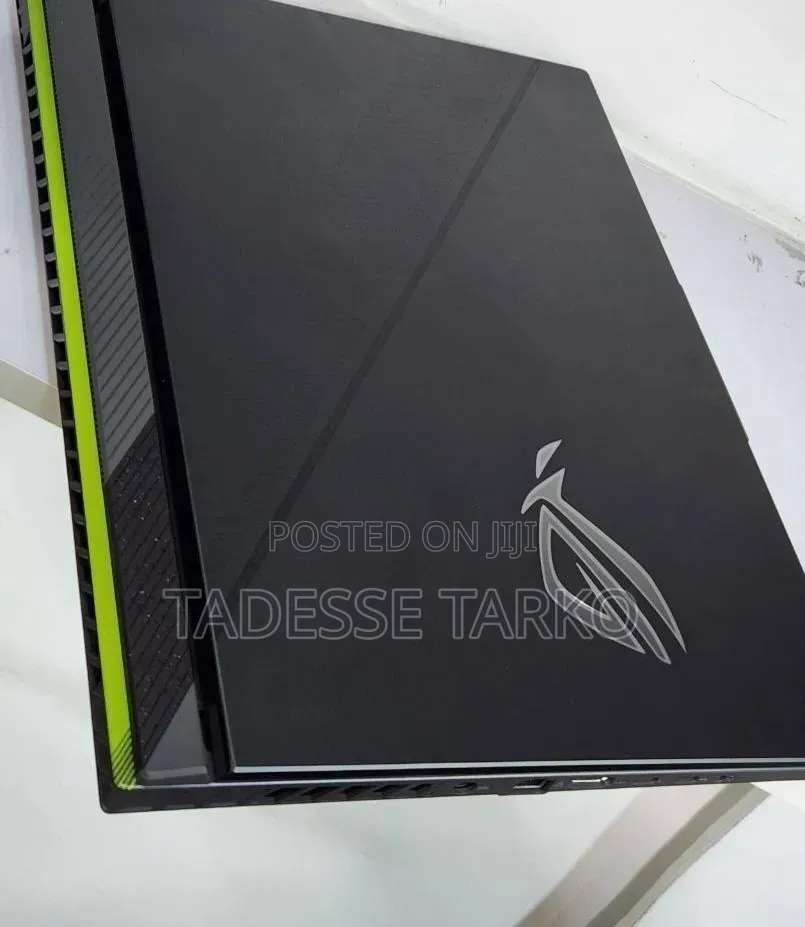 New Laptop Asus ROG Strix G16 G614 16GB Intel Core i9 SSD 1T
