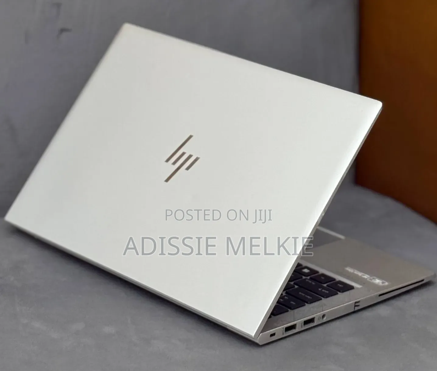 New Laptop HP EliteBook 830 G8 16GB Intel Core i5 SSD 512GB