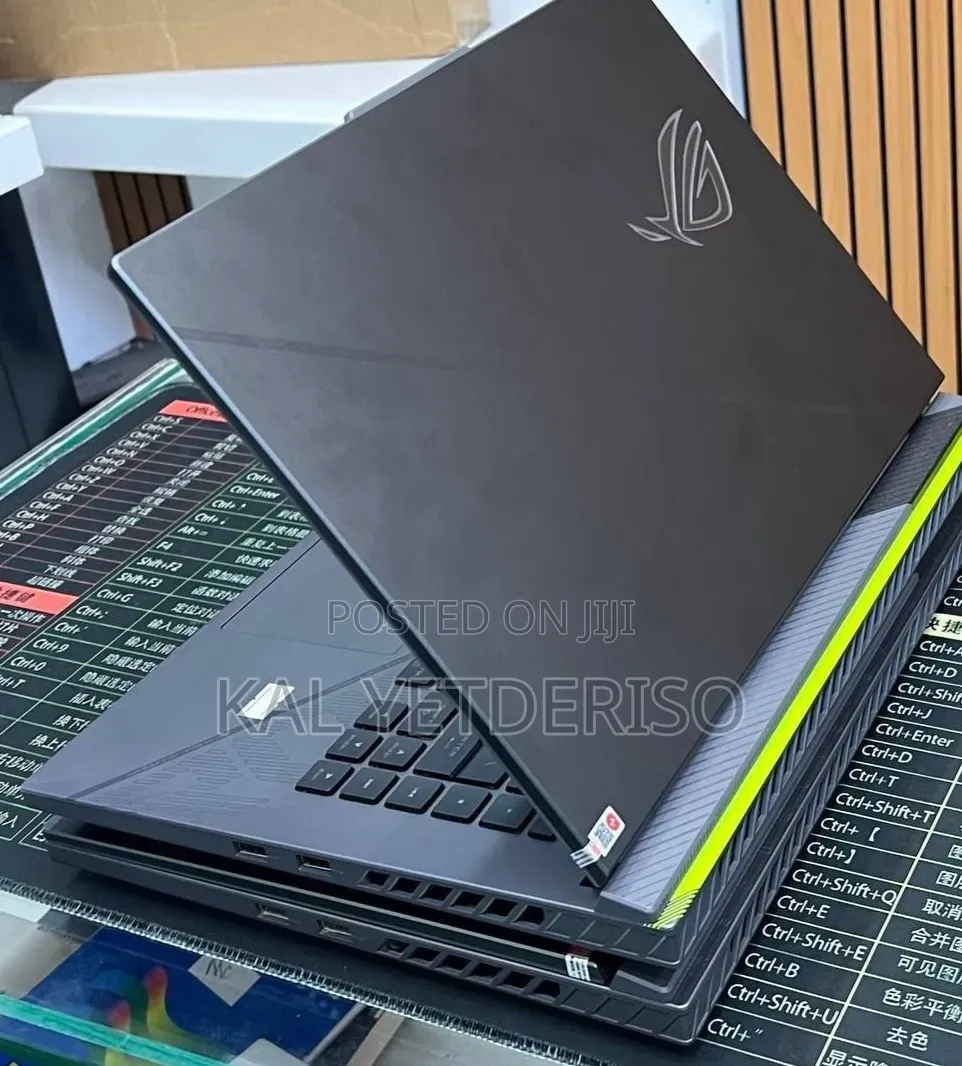 New Laptop Dell XPS 15 16GB Intel Core i9 SSD 1T