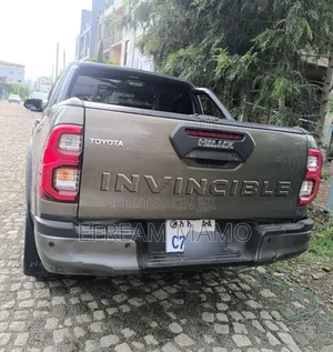 Toyota Hilux 2014