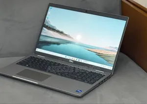 New Laptop Dell Precision 3571 16GB Intel Core i7 SSD 512GB