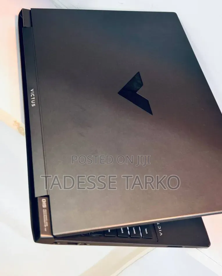 New Laptop HP Victus 15 12GB AMD Ryzen 5 SSD 512GB