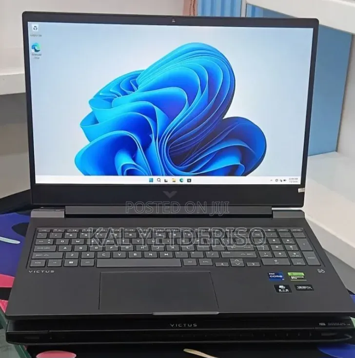 New Laptop HP Victus 16 16GB Intel Core i7 SSD 1T