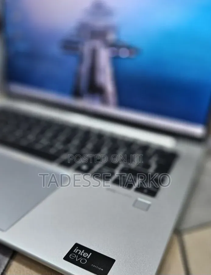 New Laptop HP EliteBook 840 G11 16GB Intel Core Ultra 7 SSD 512GB