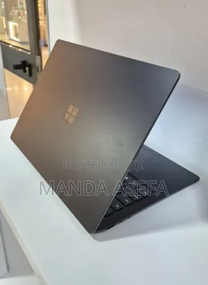 New Laptop Microsoft Surface Laptop 5 16GB Intel Core i7 SSD 512GB