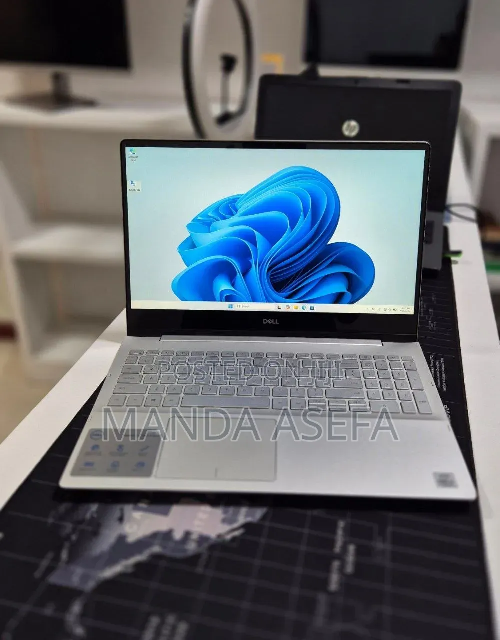 New Laptop Dell Inspiron 15 8GB Intel Core i5 SSD 256GB