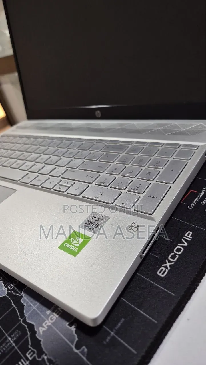 New Laptop HP Pavilion 14 8GB Intel Core i5 SSD 512GB