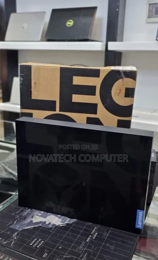 Laptop Lenovo Legion 9 32GB AMD Ryzen 9 SSD 1T