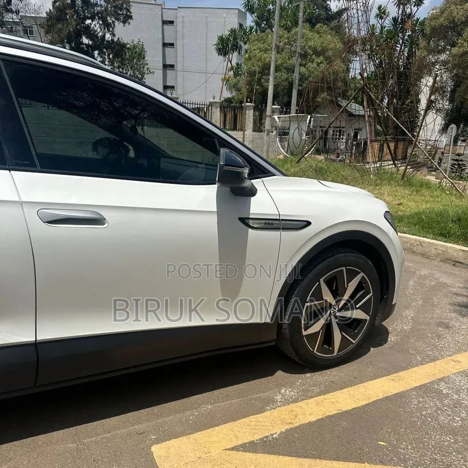 Volkswagen ID.4 2022 Off white