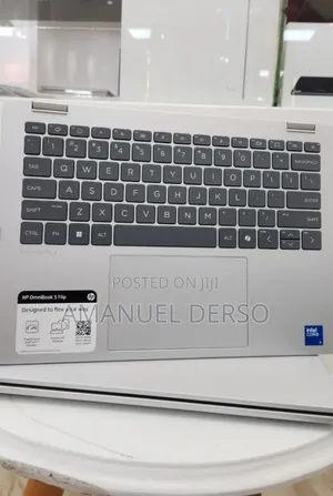 New Laptop HP OmniBook 7 14" 16GB Intel Core 5 SSD 512GB