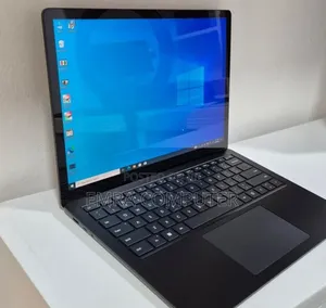 New Laptop Microsoft Surface 16GB Intel Core i7 SSD 512GB