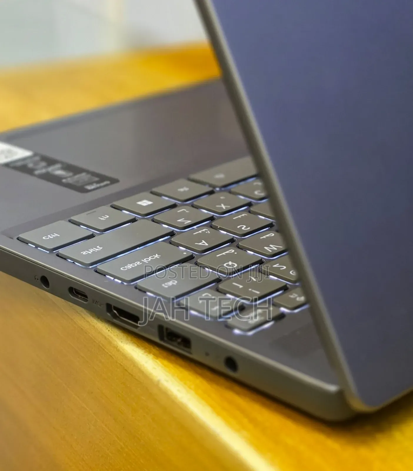 New Laptop Lenovo Ideapad 3 16GB Intel Core i7 SSD 512GB