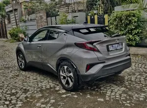Toyota C-HR 2020 Silver