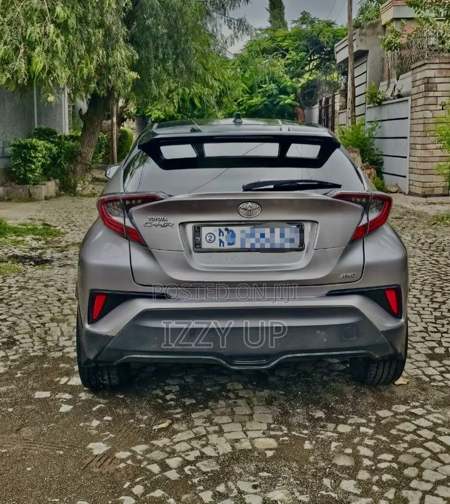 Toyota C-HR 2020 Silver