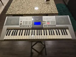 Yamaha PSR S710 Keyboard