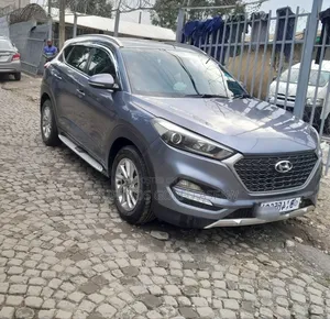 Hyundai Tucson 2017 Gray