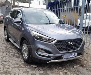 Hyundai Tucson 2017 Gray