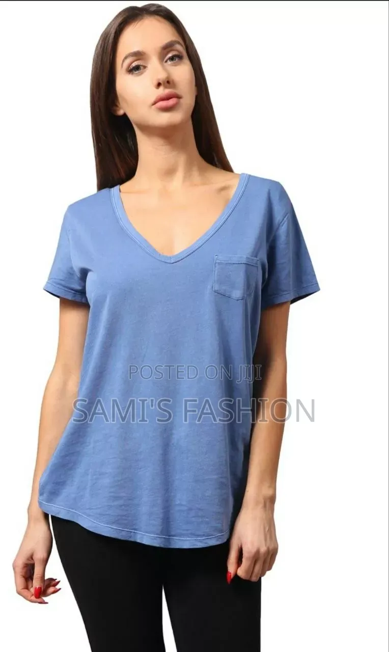 V-neck T-shirt With A Pocket