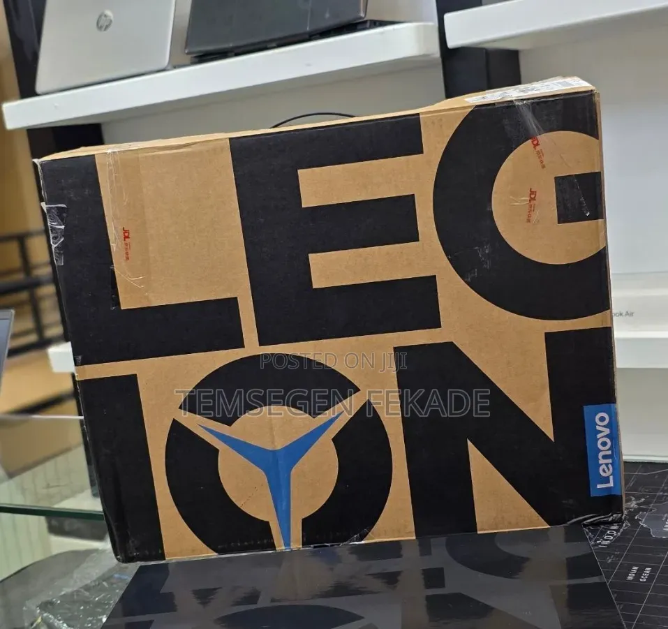 New Laptop Lenovo 32GB AMD Ryzen 9 SSD 1T