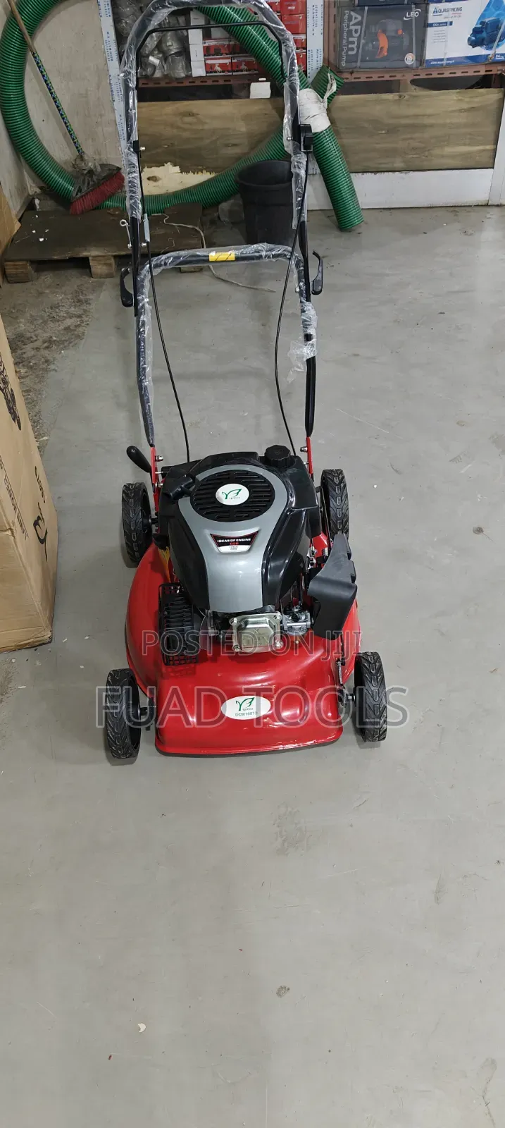 Gasoline Lawen Mower Grass Cutter