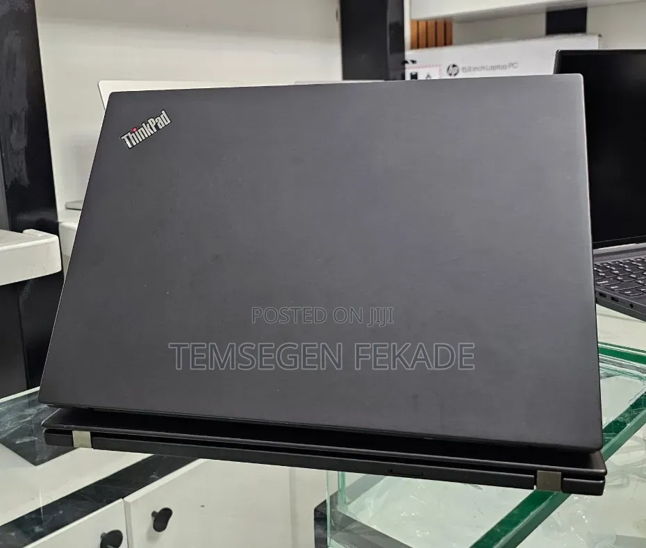 New Laptop Lenovo ThinkPad t495s 16GB AMD Ryzen 7 SSD 512GB