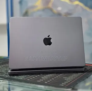 New Laptop Apple MacBook Pro 2021 M1 32GB Apple M1 Pro SSD 32GB
