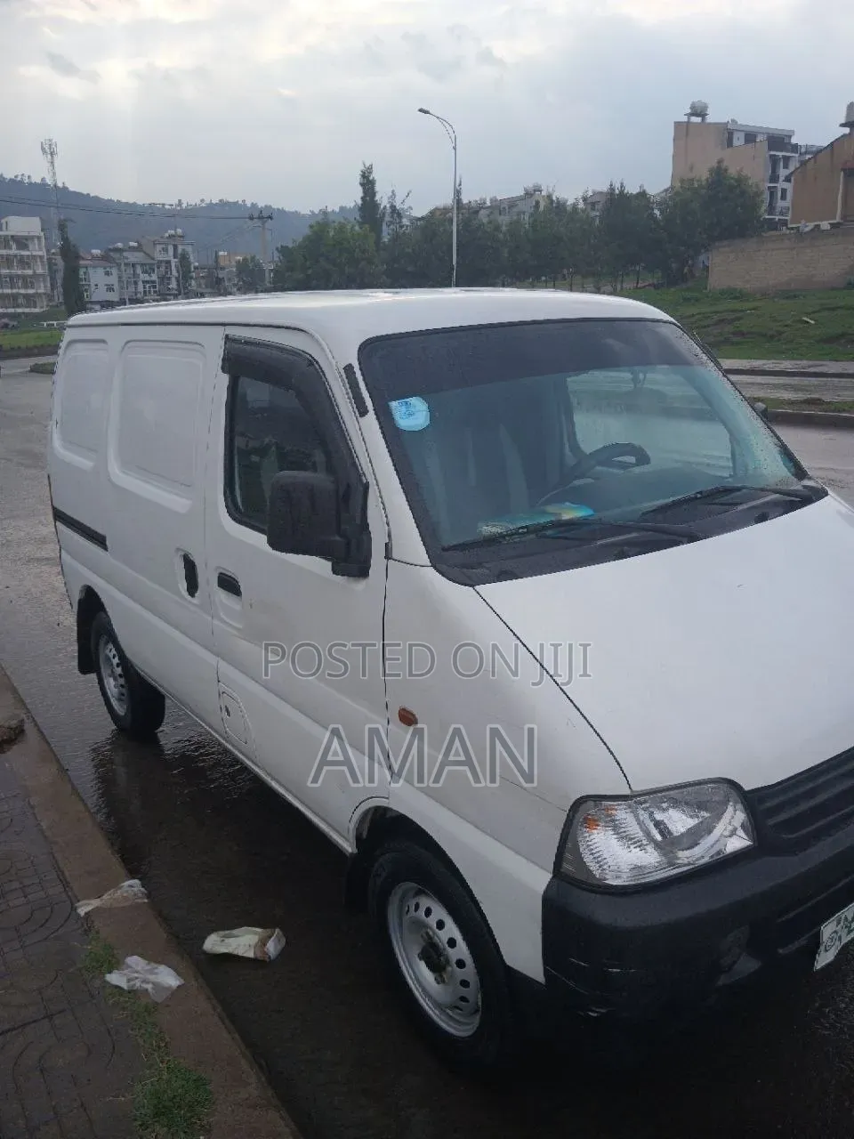 Suzuki Eeco 2024 White