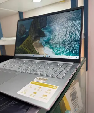 New Laptop Asus VivoBook 15 X505BA 16GB AMD Ryzen 7 SSD 512GB