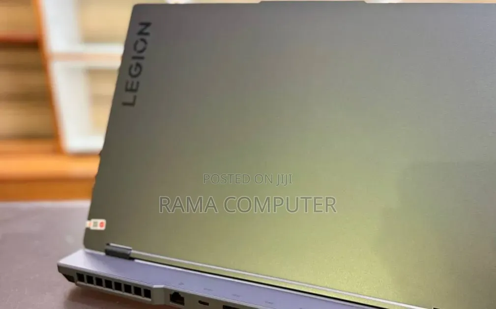 New Laptop Lenovo Legion 5 16GB AMD Ryzen 7 SSD 512GB