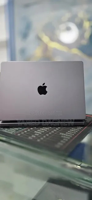 New Laptop Apple MacBook Pro 2021 M1 32GB Apple M1 Pro SSD 512GB