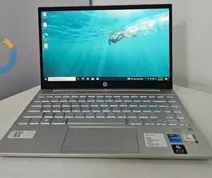 New Laptop HP Pavilion 13 8GB Intel Core i5 SSD 512GB