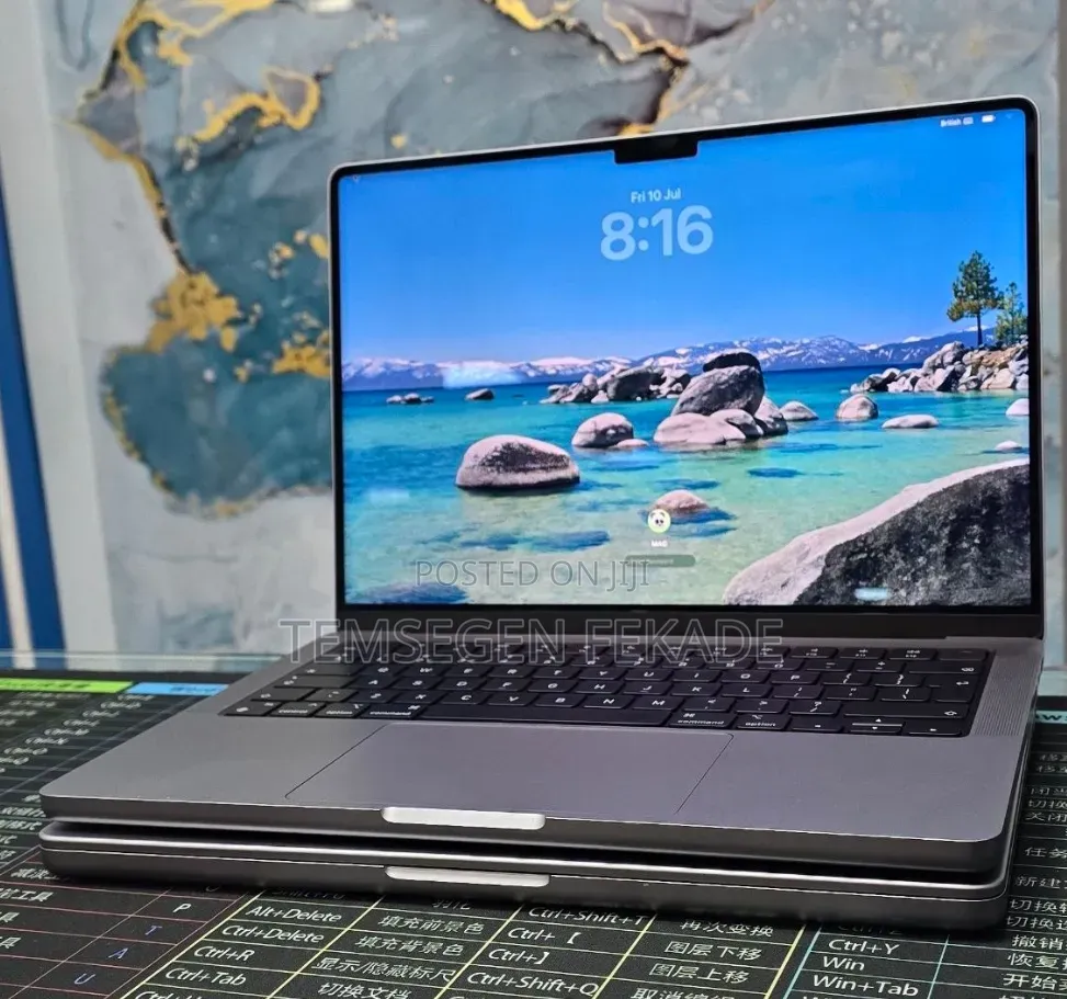 New Laptop Apple MacBook Pro 2020 M1 32GB Apple M1 Pro SSD 512GB