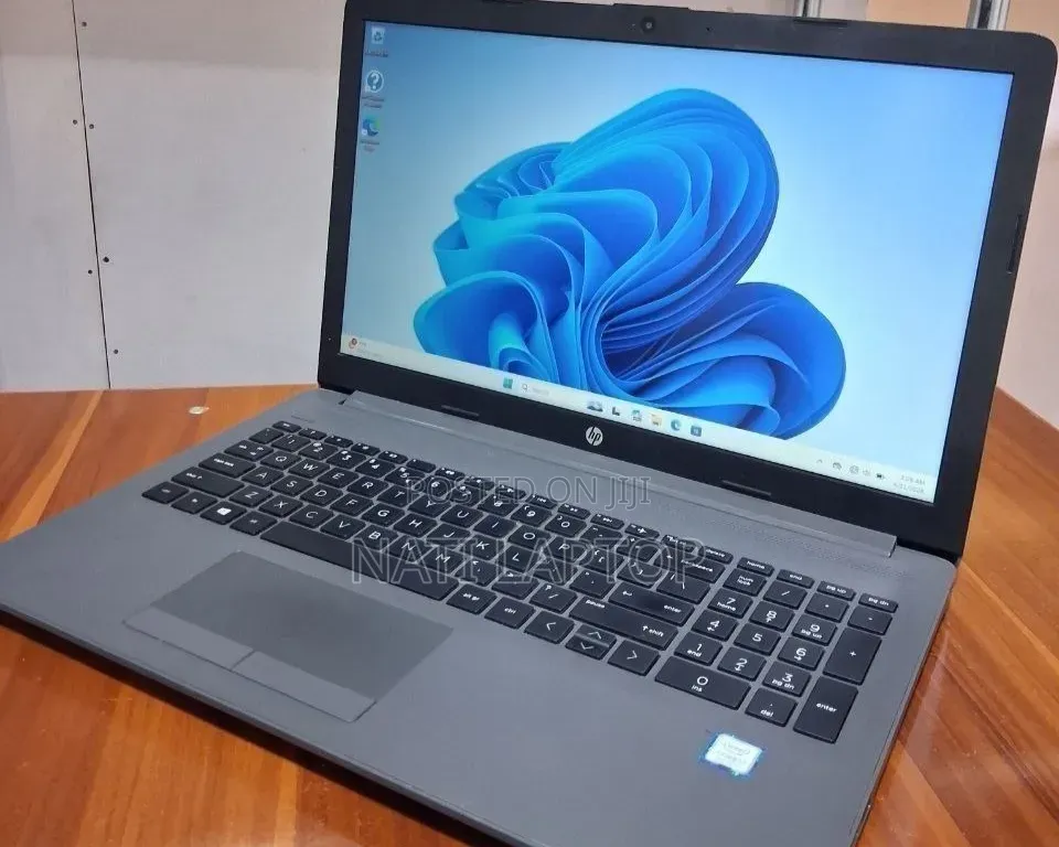 New Laptop HP Stream Notebook 8GB Intel Core i7 SSD 256GB