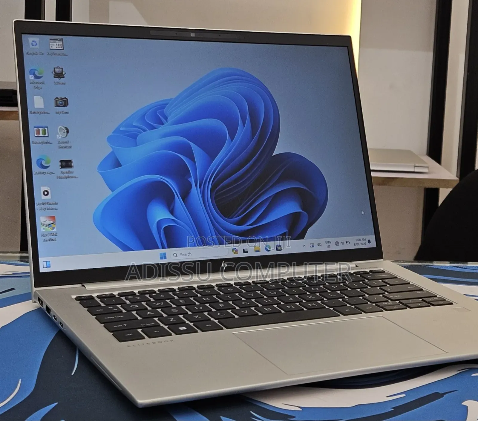 New Laptop HP EliteBook 840 G10 8GB Intel Core i5 SSD 512GB