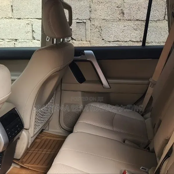 Toyota Land Cruiser Prado 2019 Maroon